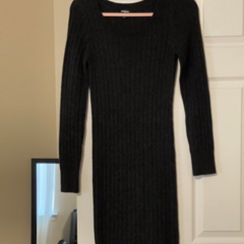 Form fitting Sweater Dress